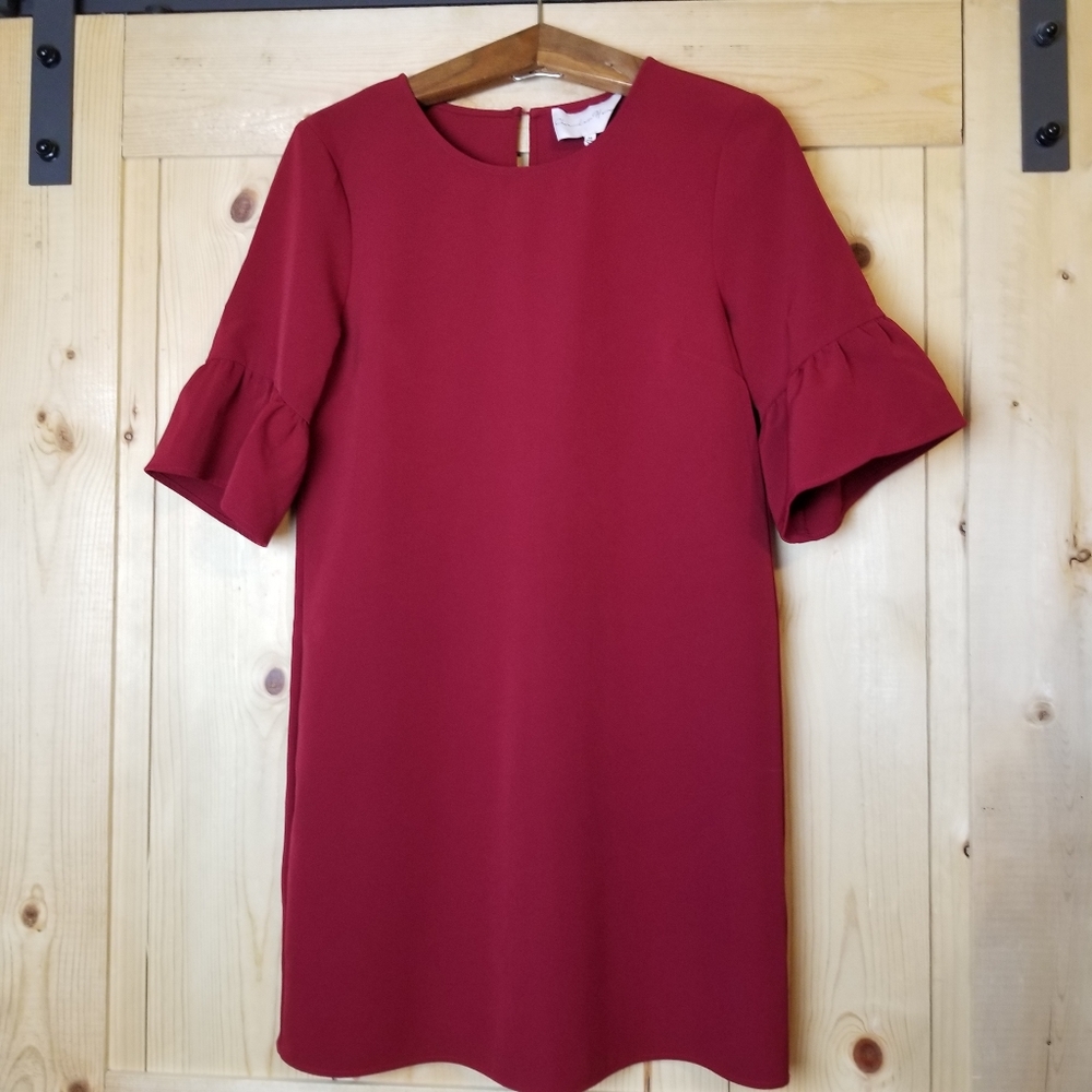 Charles Henry Ruffle Sleeve Keyhole Back Shift Dress